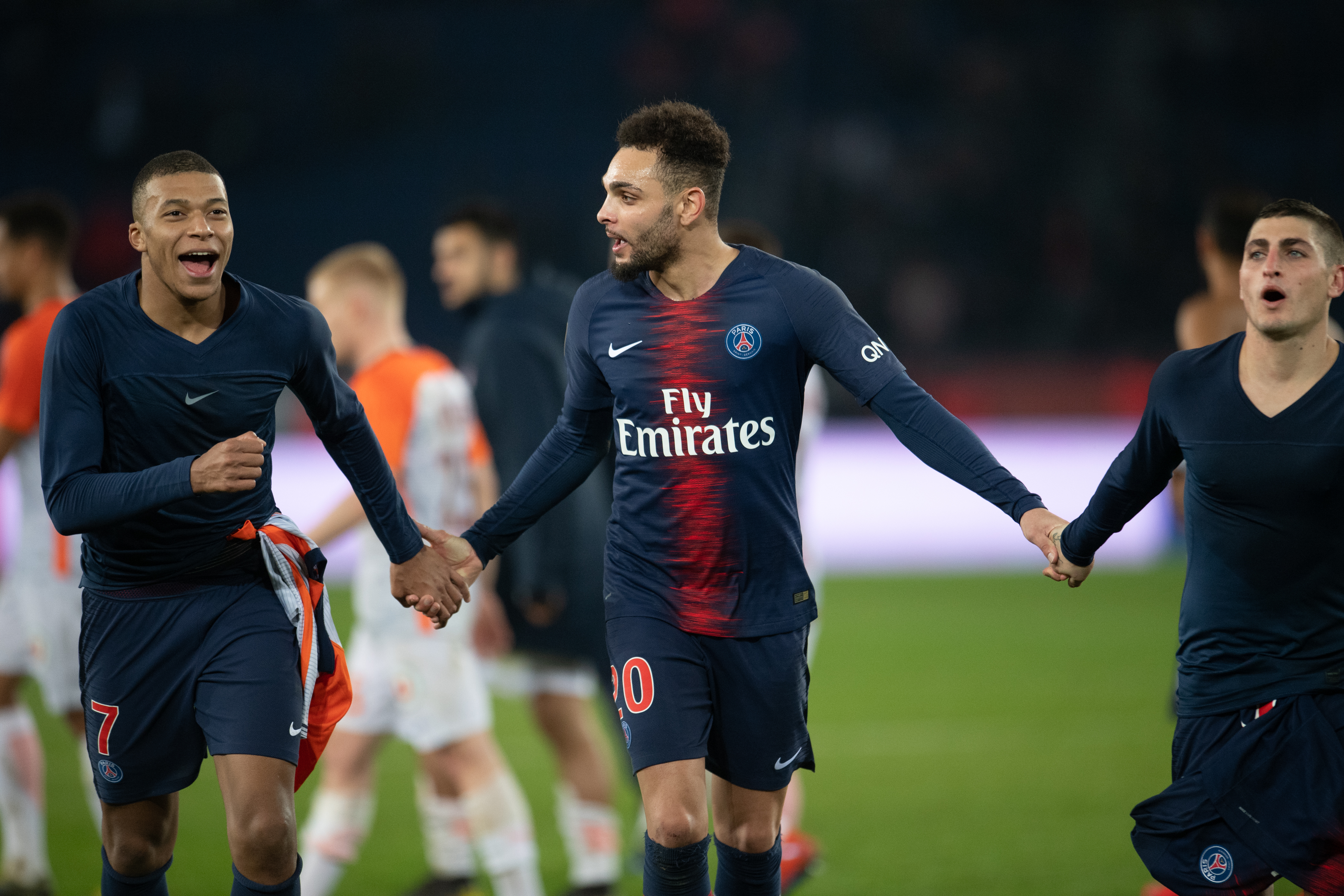 首秀不仅是 首秀不仅是