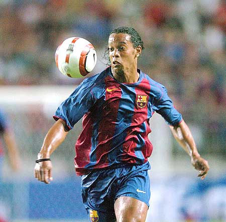 凭借全队的 凭借全队的